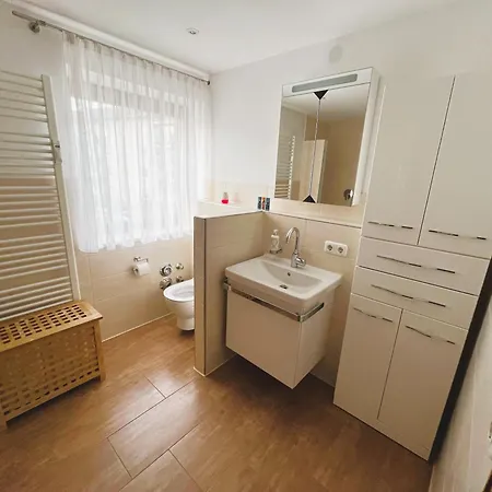 Gemuetliche Maisonette Nahe Der Laengsten Burg Der Welt Apartmán