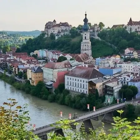 Gemuetliche Maisonette Nahe Der Laengsten Burg Der Welt *